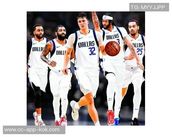 弗拉格首次尝试大个子阵容自信与浓眉共担后卫角色