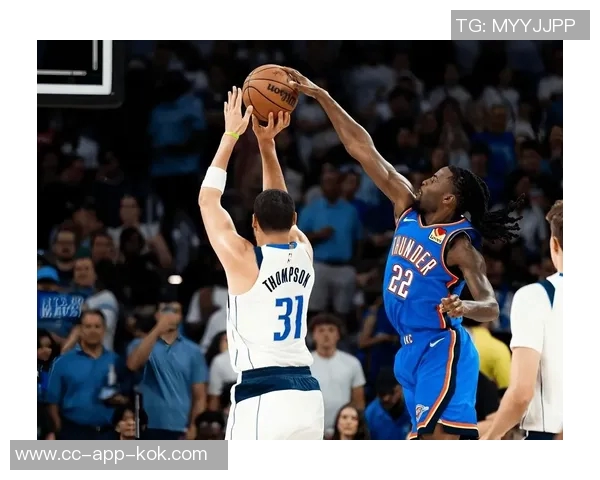 浓眉表现不佳23投仅7中拿下19分16篮板下半场状态低迷仅得2分