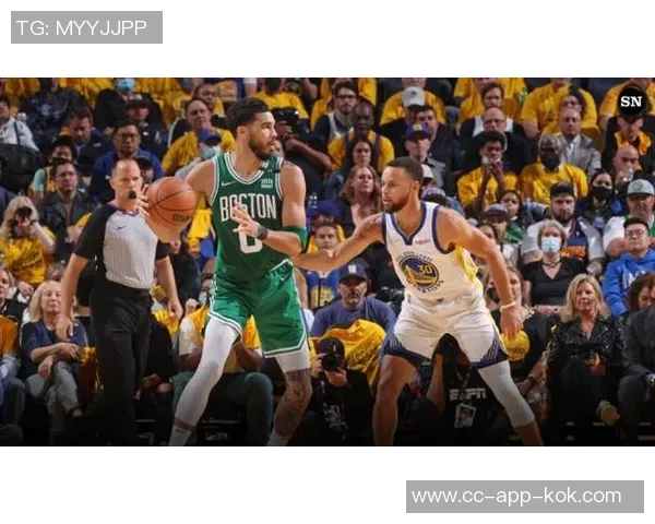 追梦本赛季失误与犯规双双超越进球数创联盟独特纪录引发热议